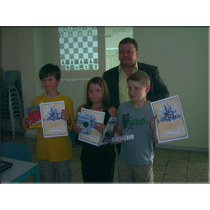 1. bis 3. Platz (1.-6.Klasse) beim Abschlussturnier zum Schachfest Großenhain am 4.8.2010