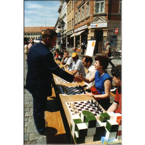 Schach in der Öffentlichkeit Simultan beim Sächsischen Familientag in Großenhain (Frauenmarkt) - 2003